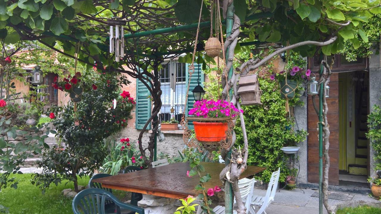 B&B "A Casa Di Camilla" Carate Urio Экстерьер фото